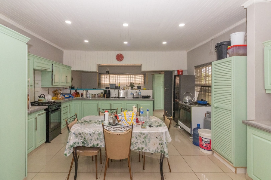 4 Bedroom Property for Sale in Suidrand Free State